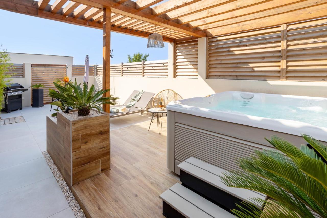 L'Entre Deux-Suite Romantique - Jacuzzi Privatif - Clim Reversible - Wifi Le Somail Екстер'єр фото